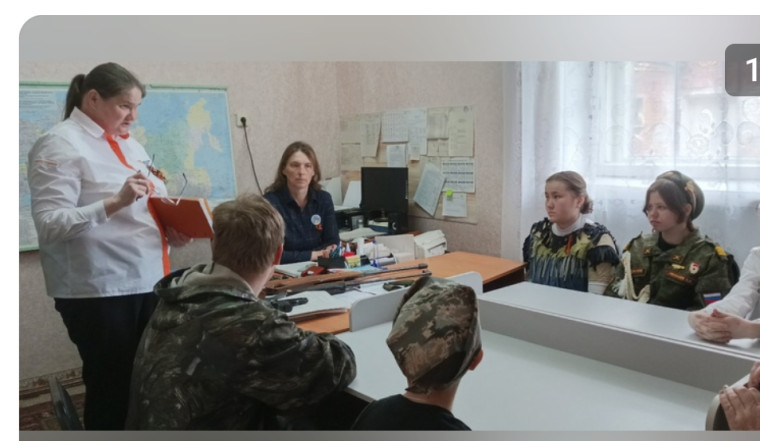 Заседание военкоров при командире дивизии.